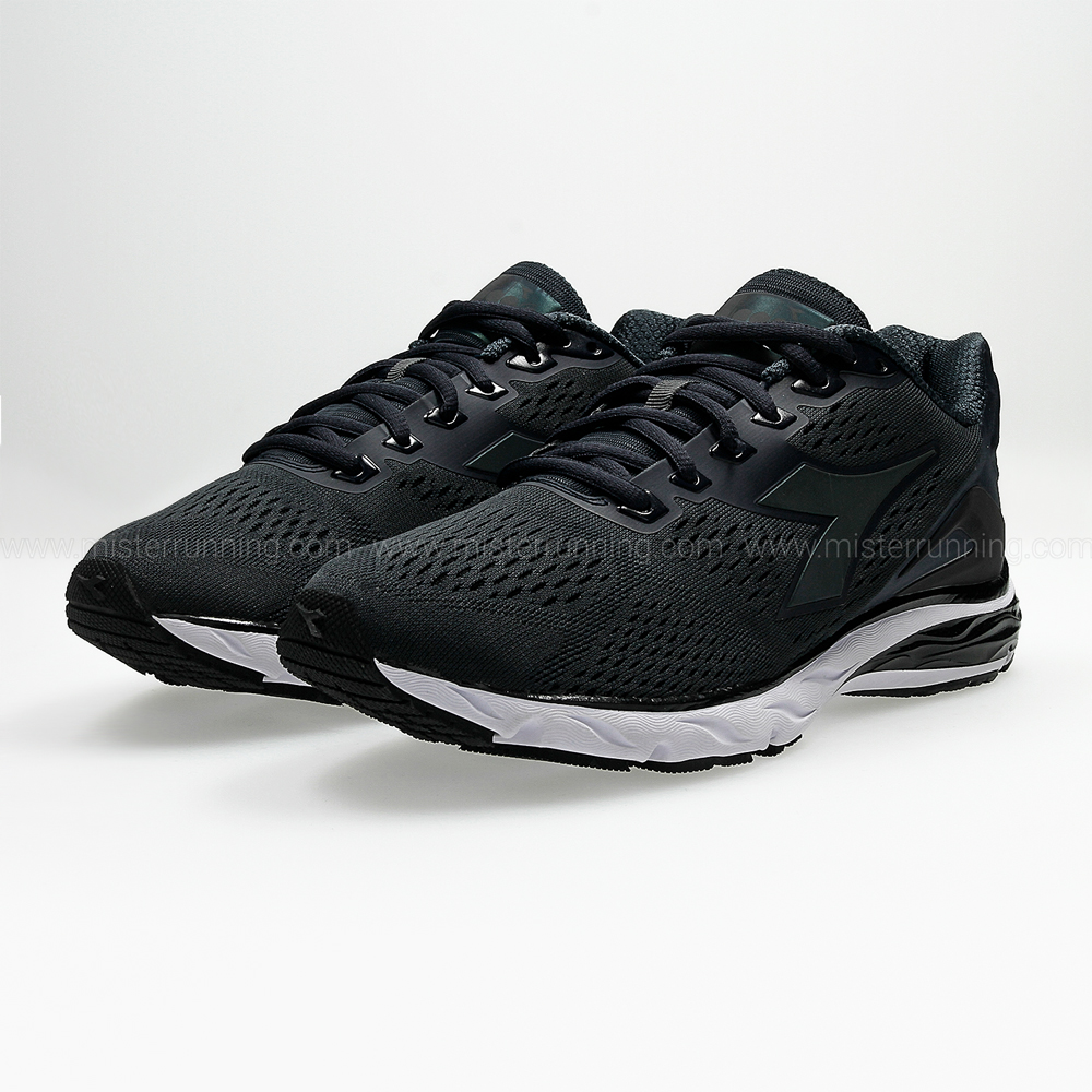 diadora blushield hip 3