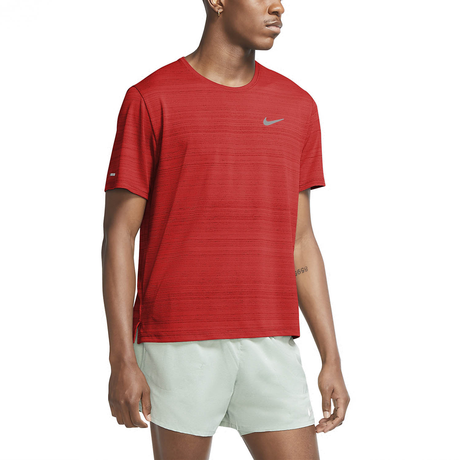 chile red nike shirt