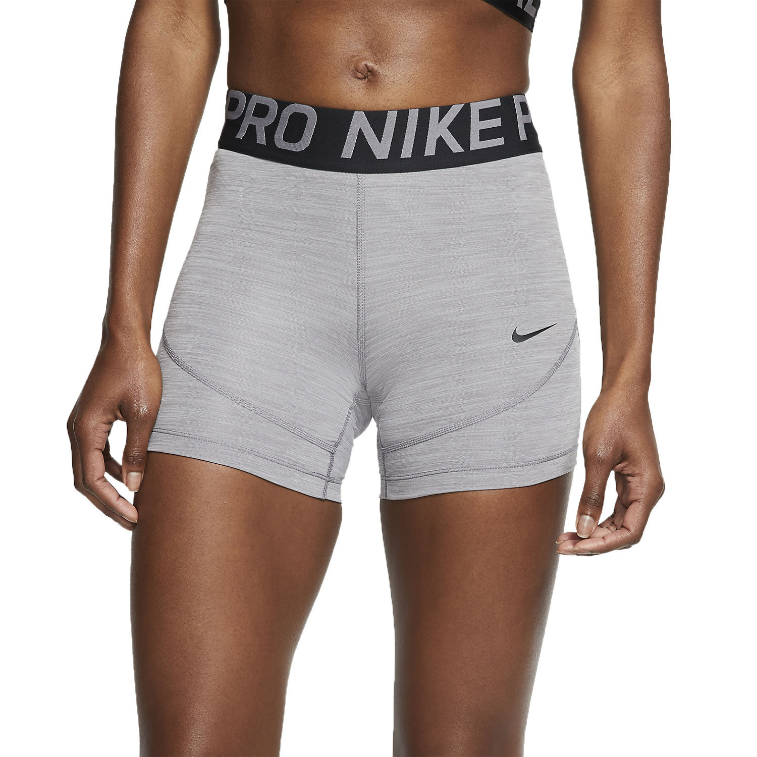 shorts with converse shoes