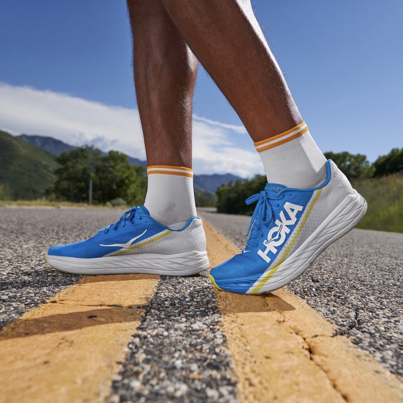 hoka one rocket x