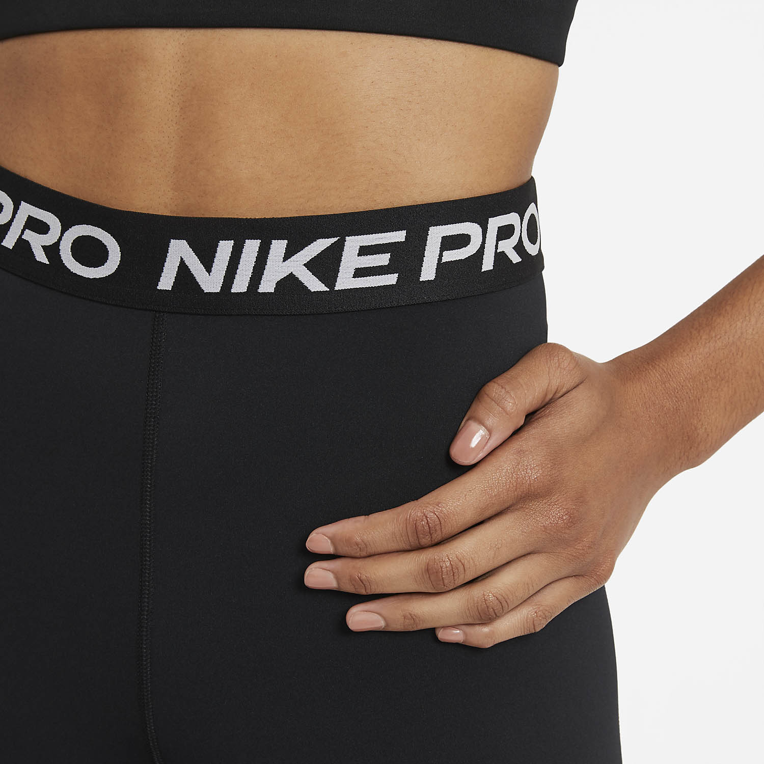 Nike Pro 365 7in Pantaloncini - Black/White