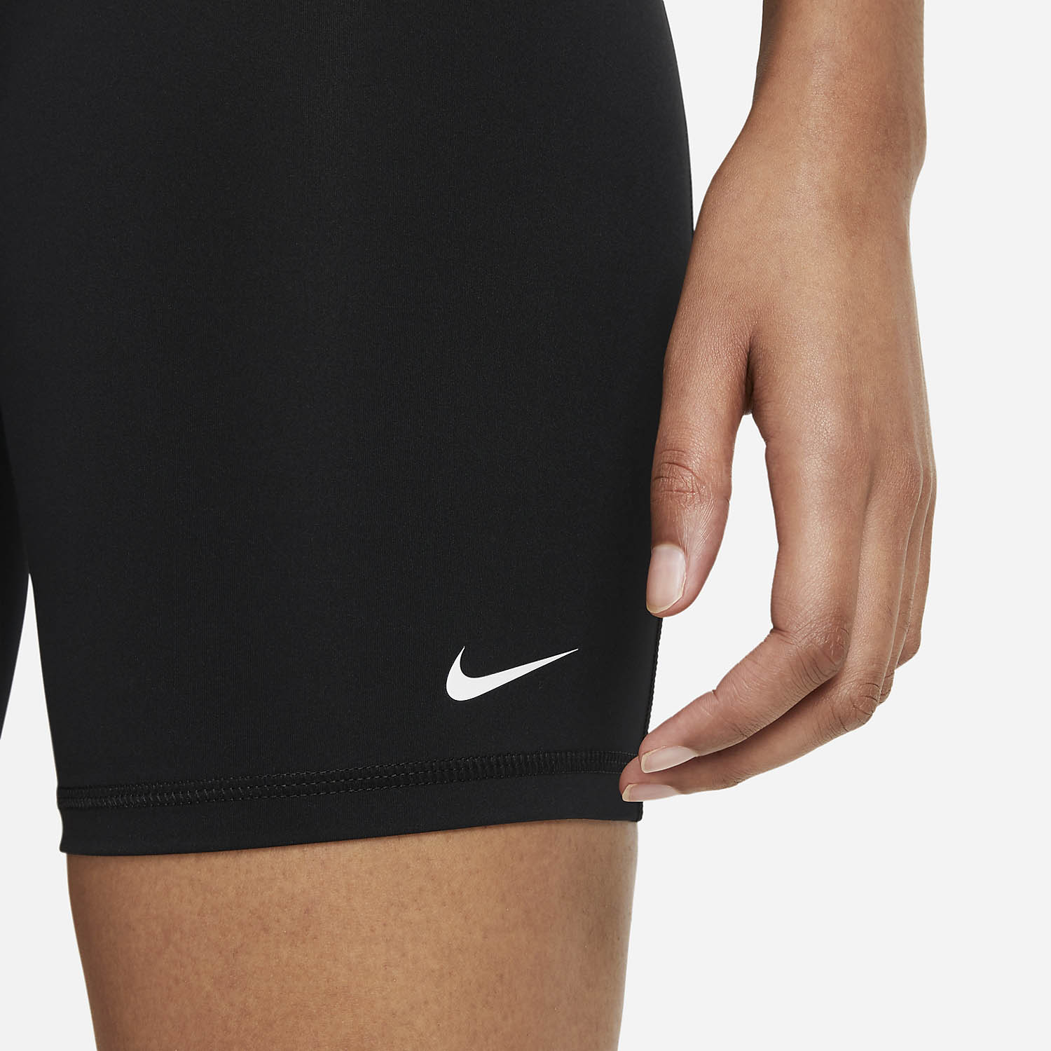 Nike Pro 365 8in Pantaloncini - Black/White