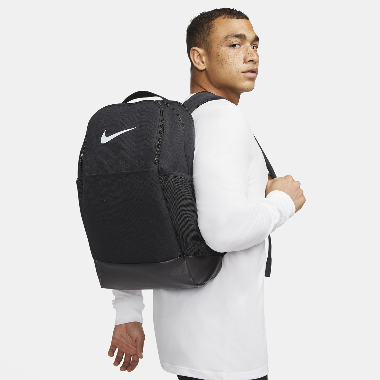 Nike Brasilia 9.5 Training Medium Backpack - Black/White