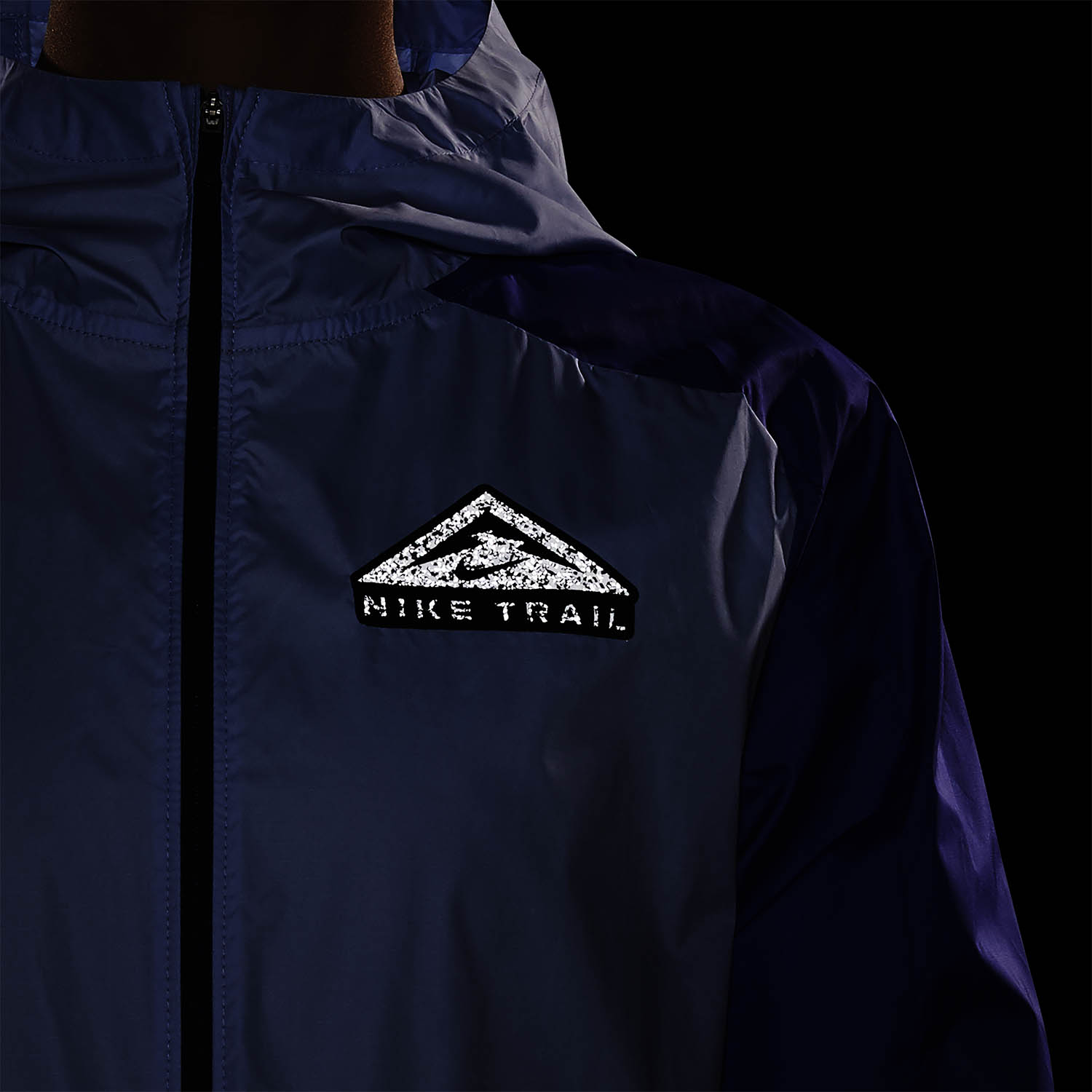 nike shield windbreaker