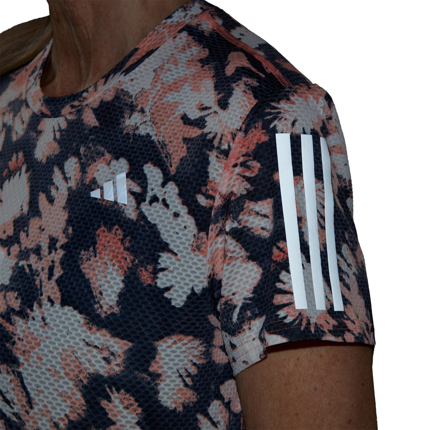 adidas Own The Run Cooler T-Shirt - Coral Fusion/Legend Ink