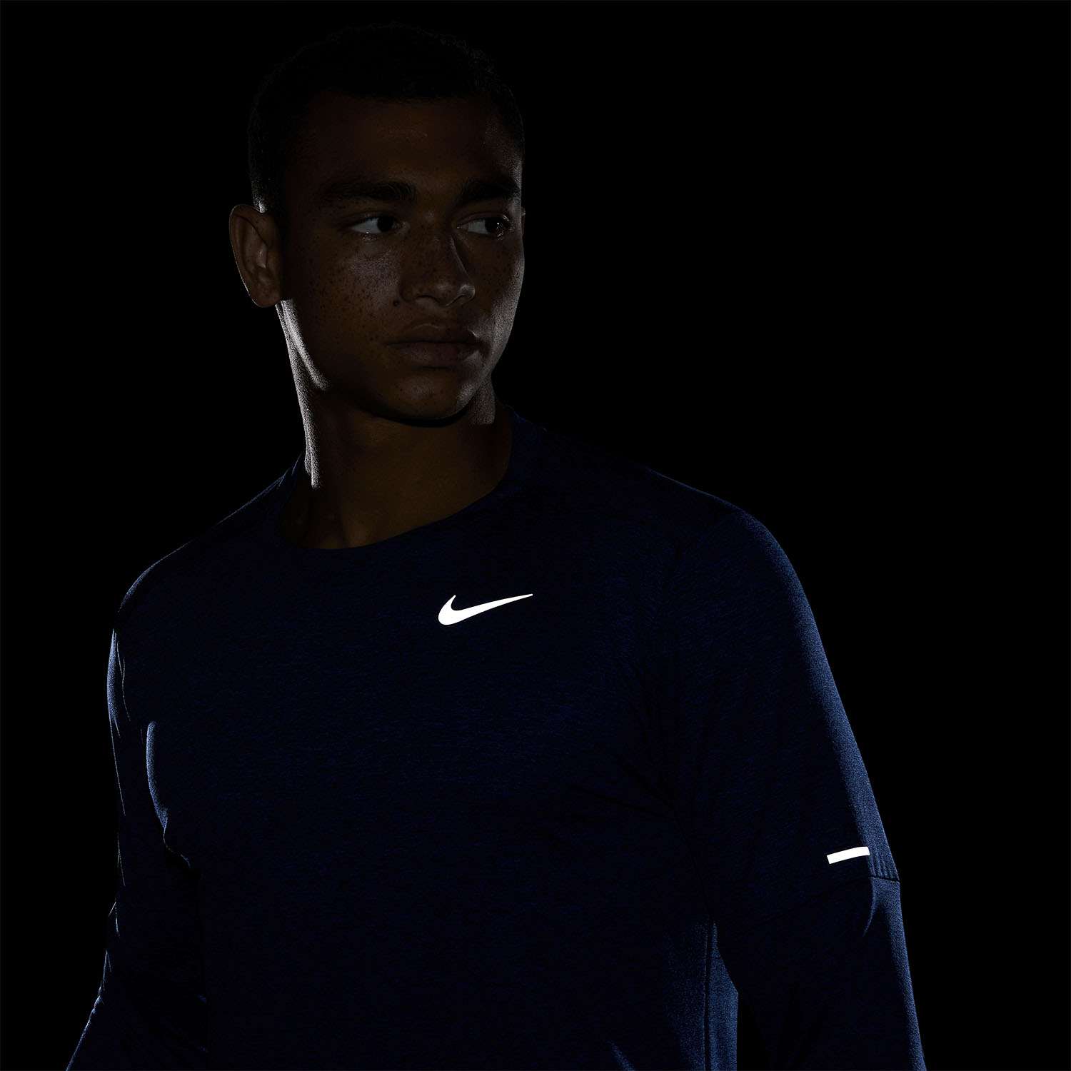 Nike Dri-FIT Element Crew Shirt - Obsidian/Game Royal/Reflective Silver