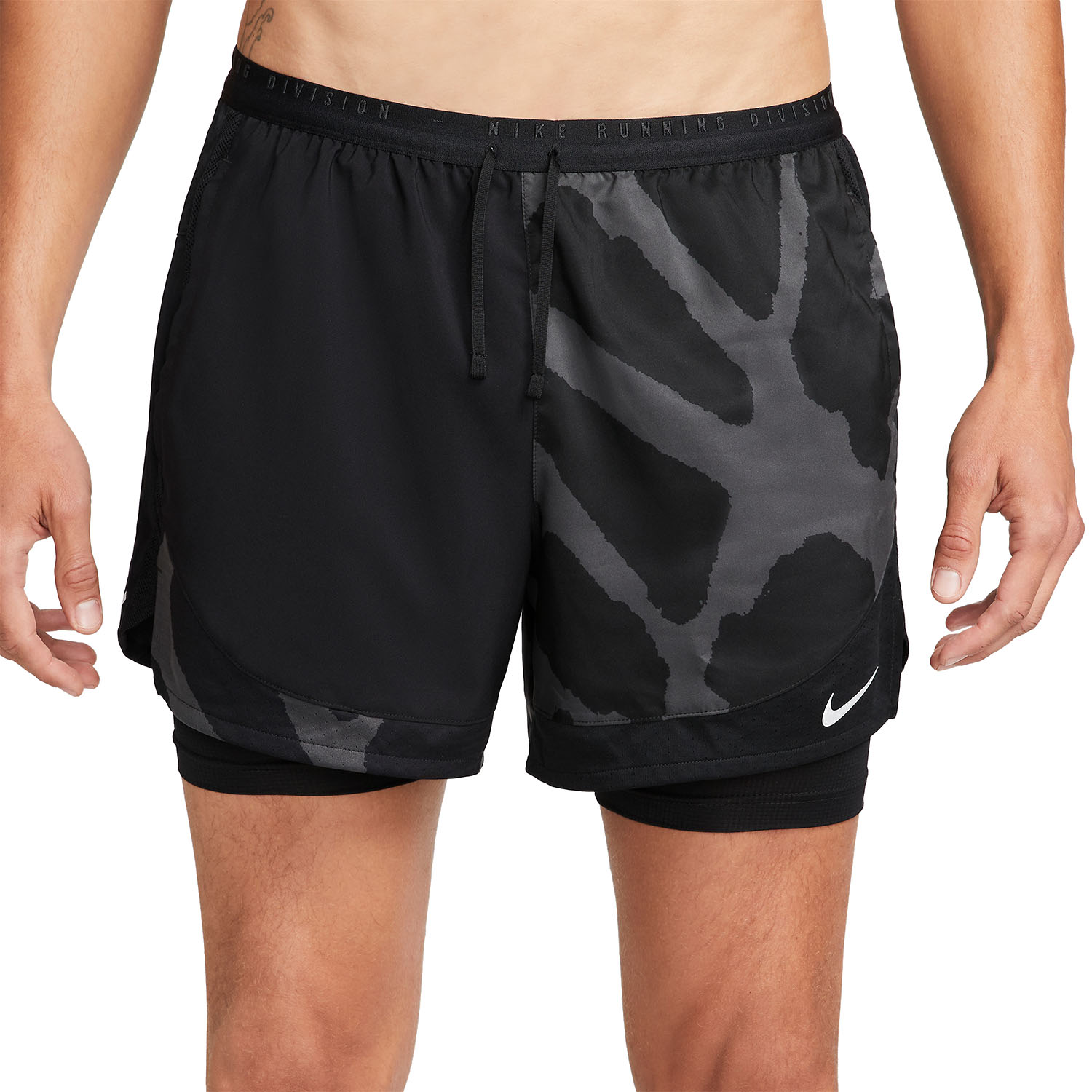 Nike Dri-FIT Stride Division 2 in 1 5in Pantaloncini - Black/Reflective Silver