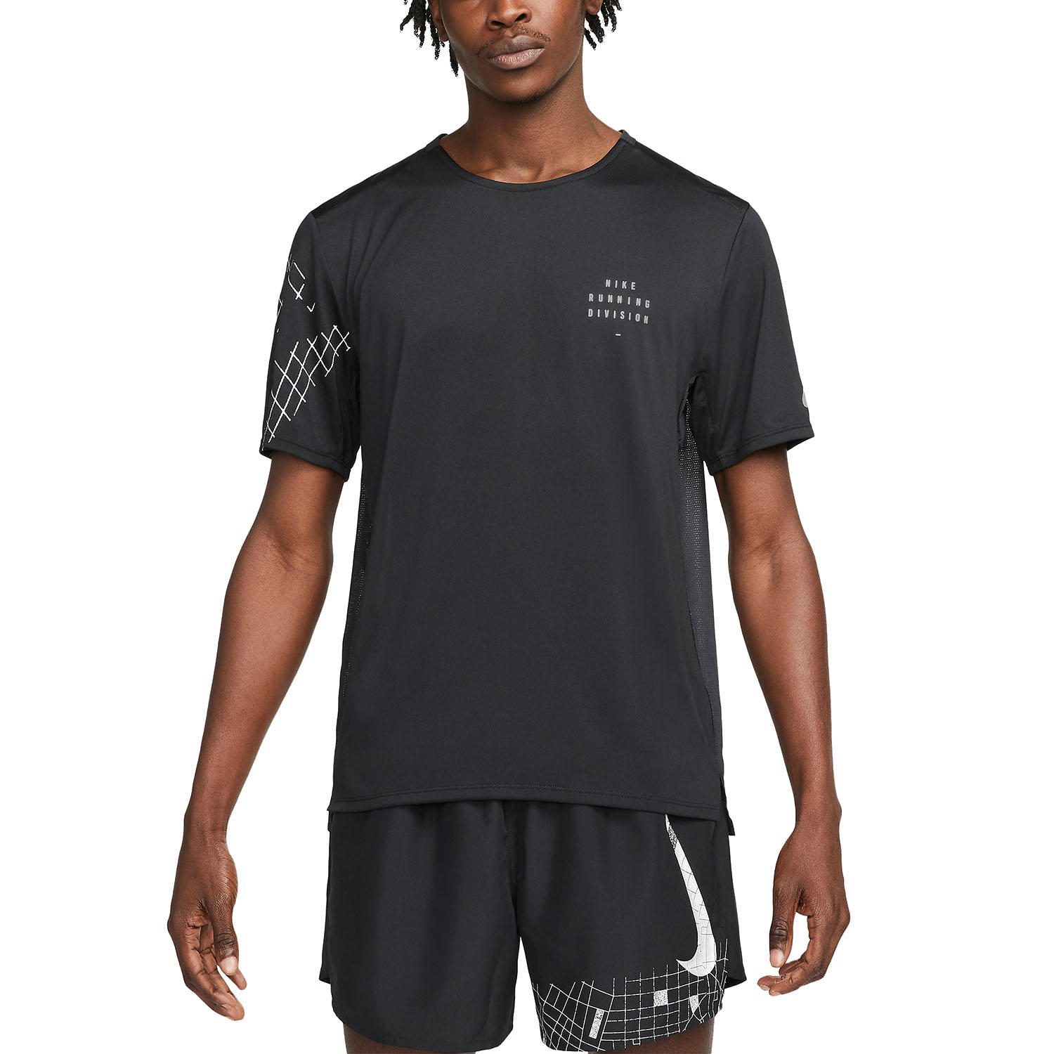 nike rise 365 t shirt green