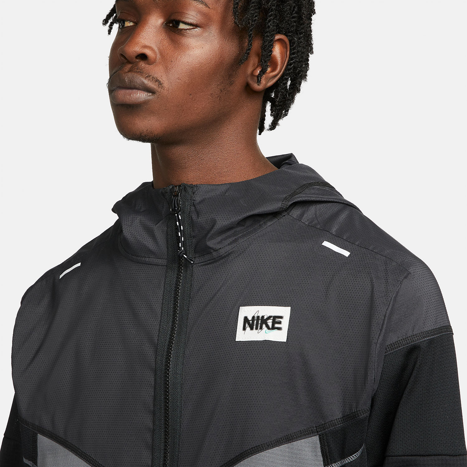 Nike Windrunner Logo Jacket - Black/Iron Grey/Light Menta