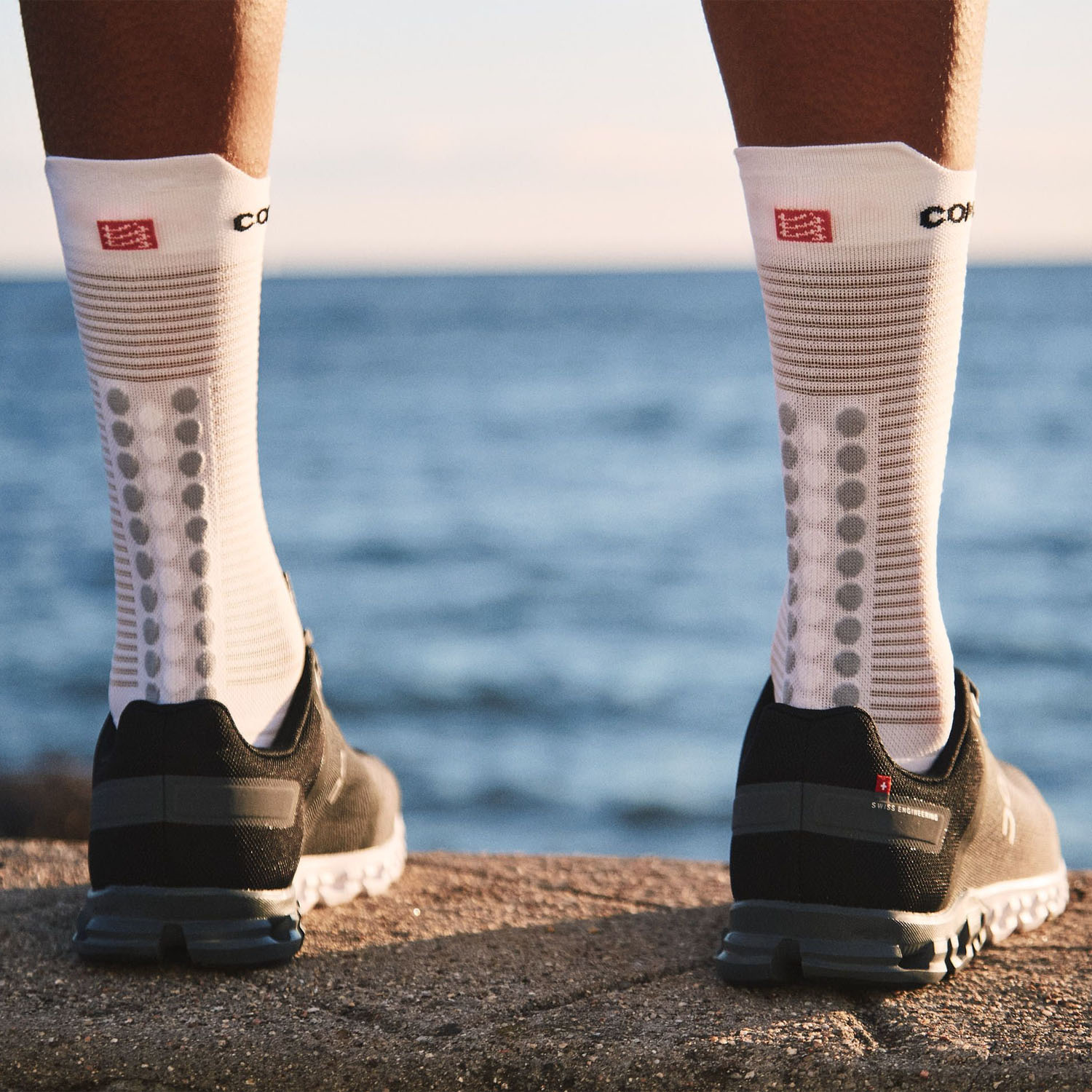 Compressport Pro Racing V4.0 Socks - White/Alloy