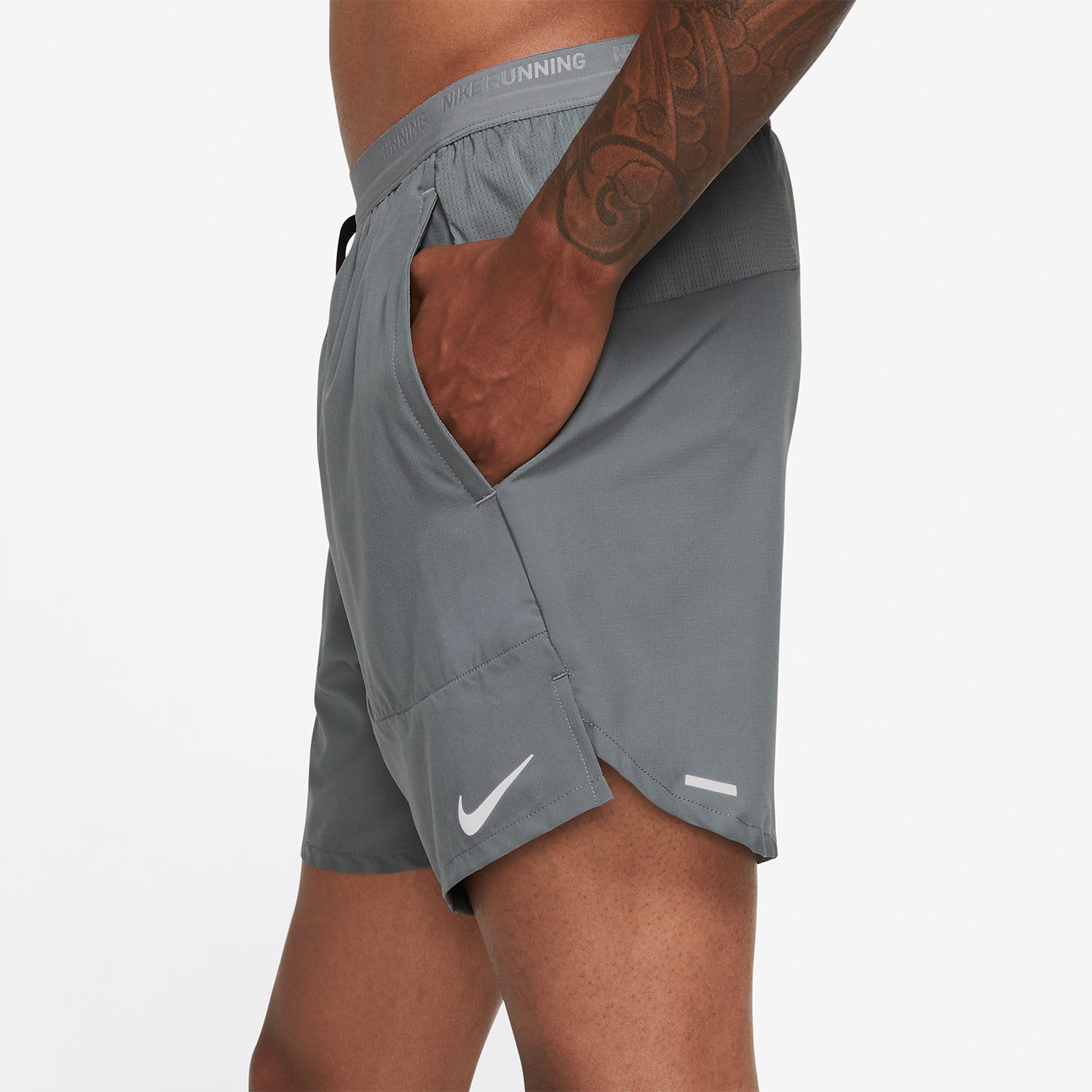 Nike Dri-FIT Stride 7in Shorts - Smoke Grey/Black/Reflective Silver