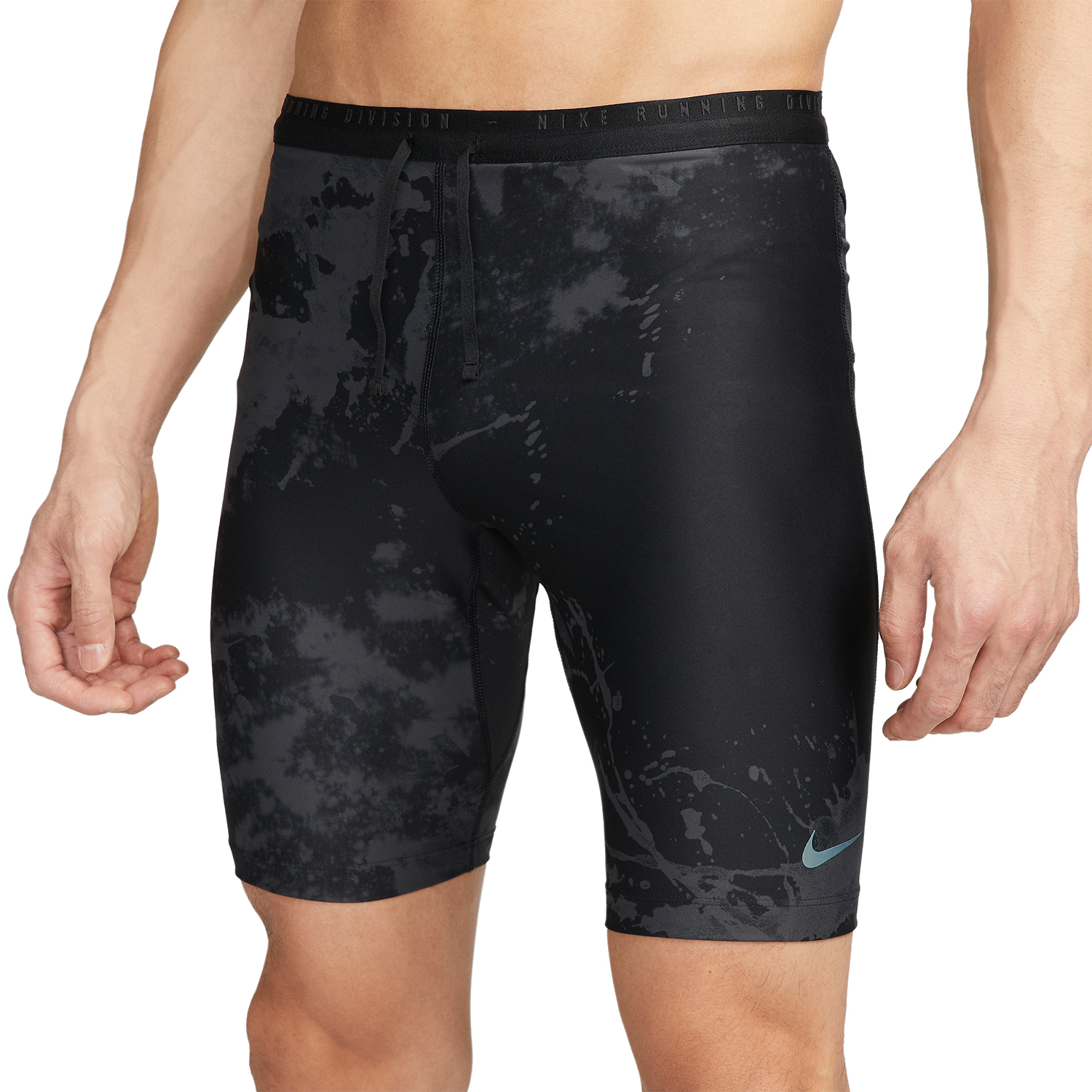 Nike Dri-FIT ADV Division Pinnacle 9.5in Shorts - Black/Reflective Black