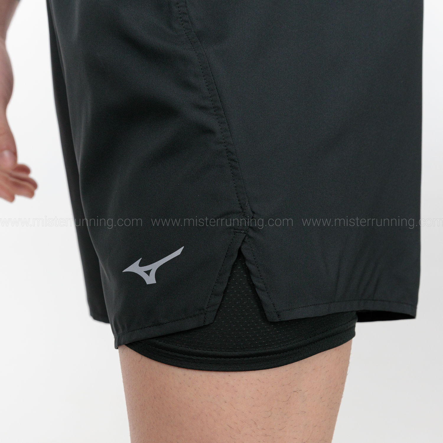 Mizuno Core 2 in 1 5.5in Pantaloncini - Black