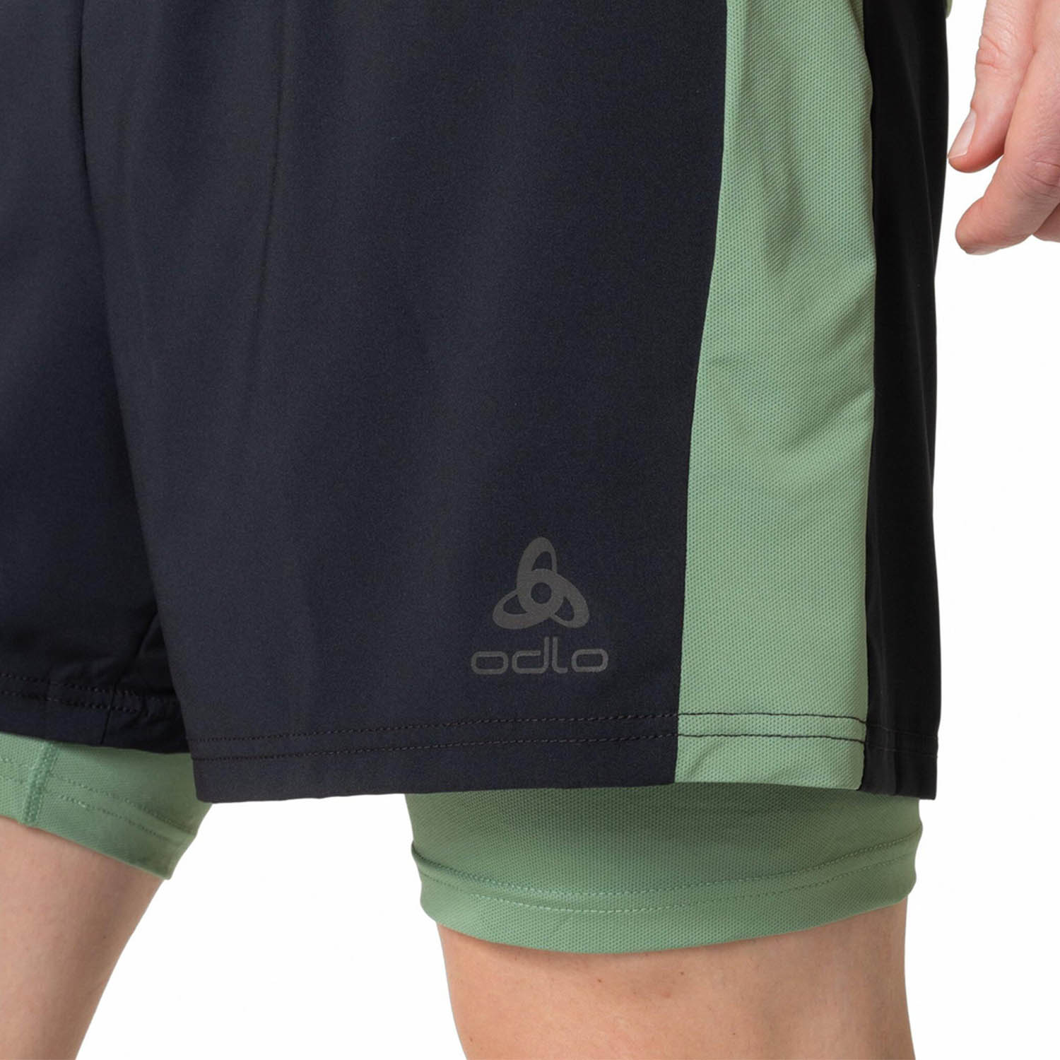 Odlo Essential 2 in 1 5in Pantaloncini - Black/Loden Frost