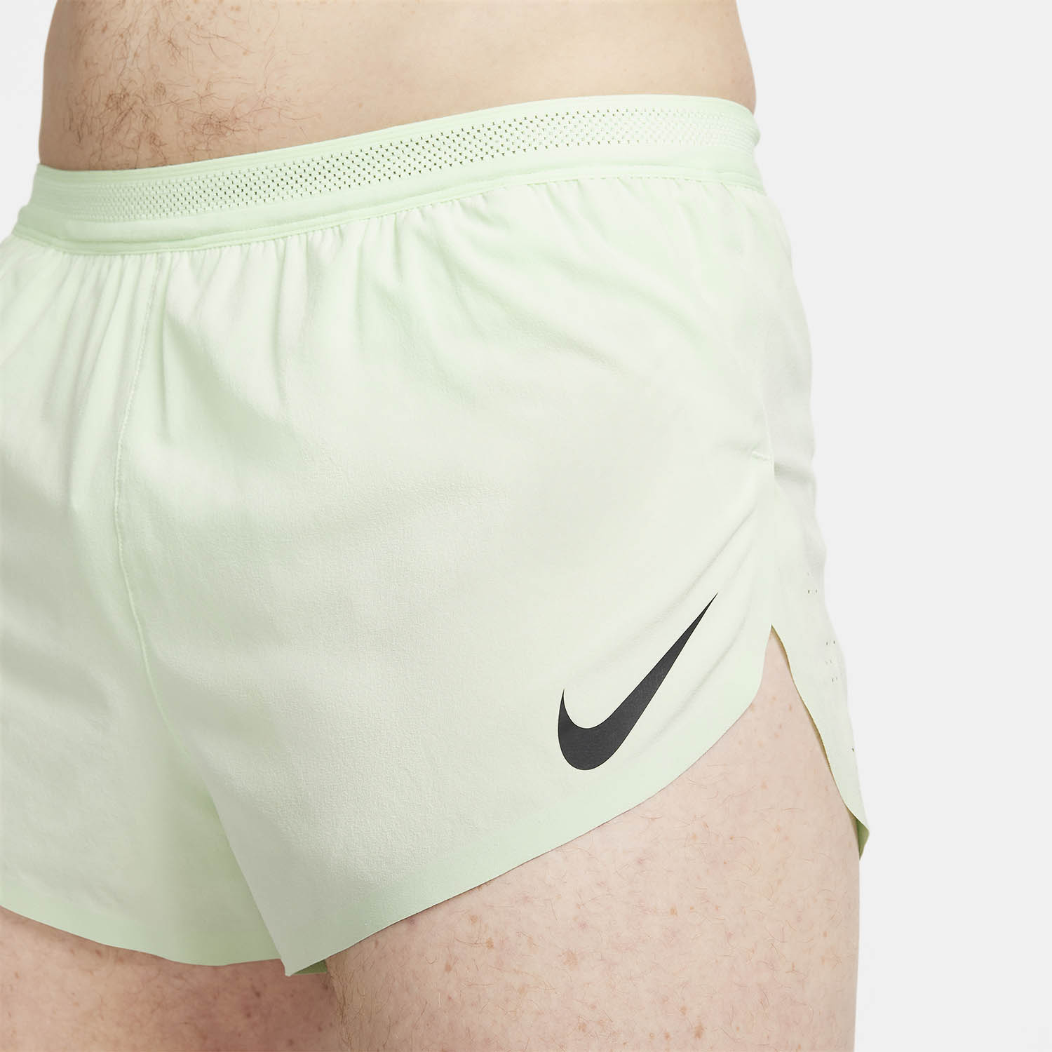 Nike Dri-FIT ADV AeroSwift 2in Shorts - Vapor Green/Black