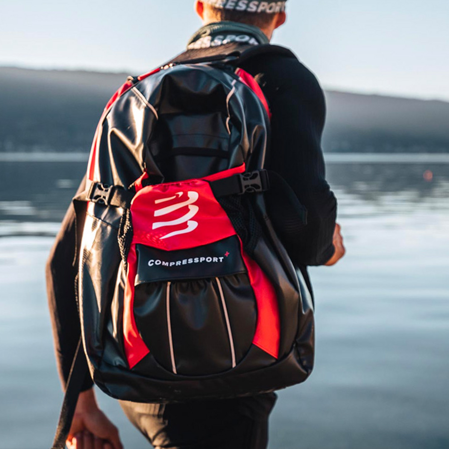 Compressport Globeracer Backpack - Black/Red