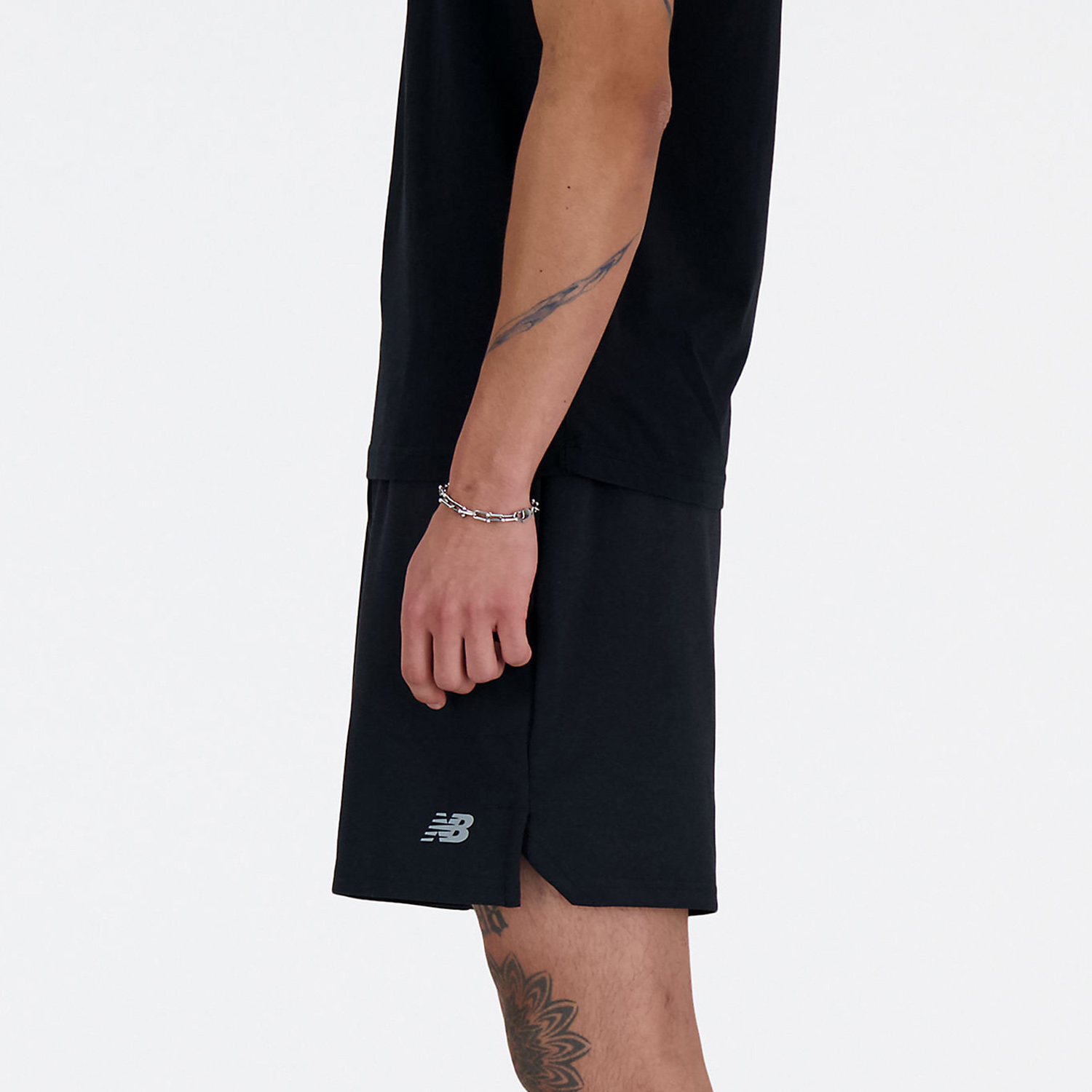 New Balance Tech Knit 7in Shorts - Black