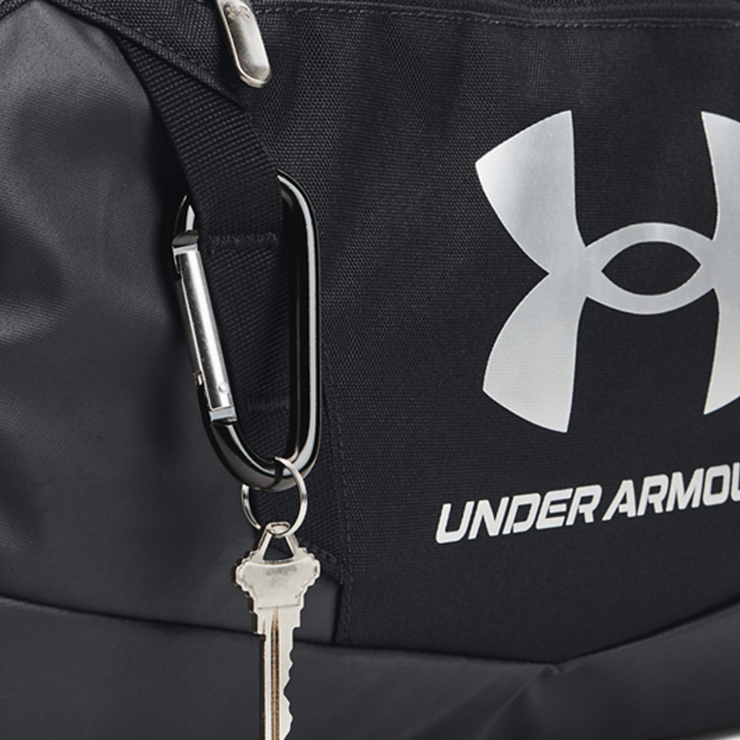 Under Armour Undeniable 5.0 Small Duffle - Black/Metallic Silver