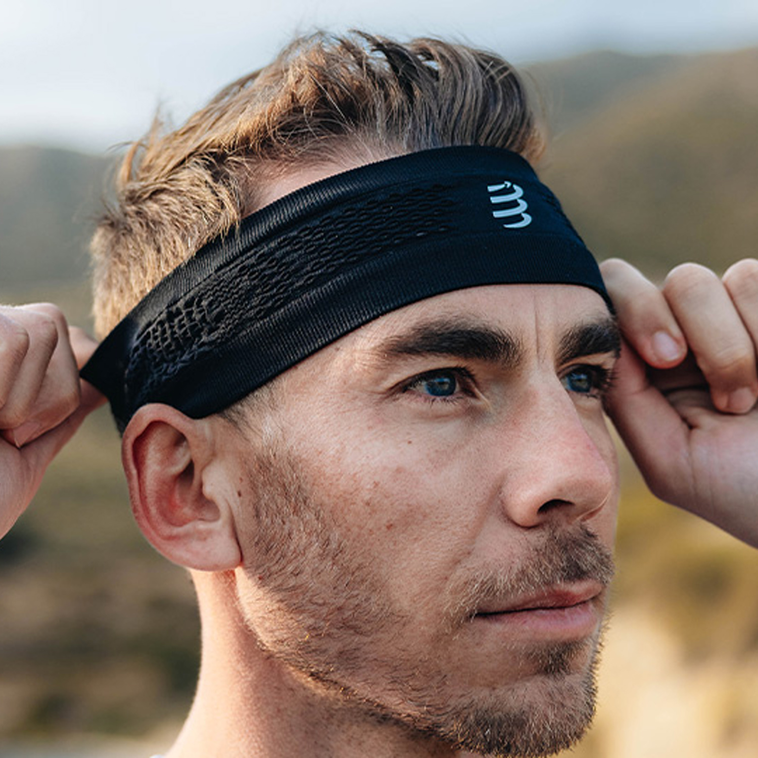 Compressport On/Off Thin Headband - Black