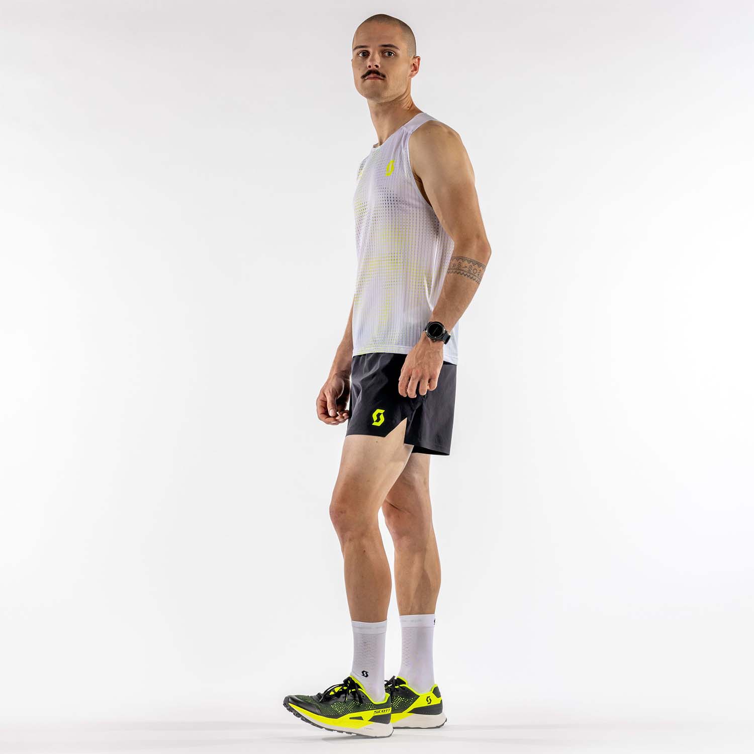 Scott RC Run 2.5in Shorts - Black/Yellow