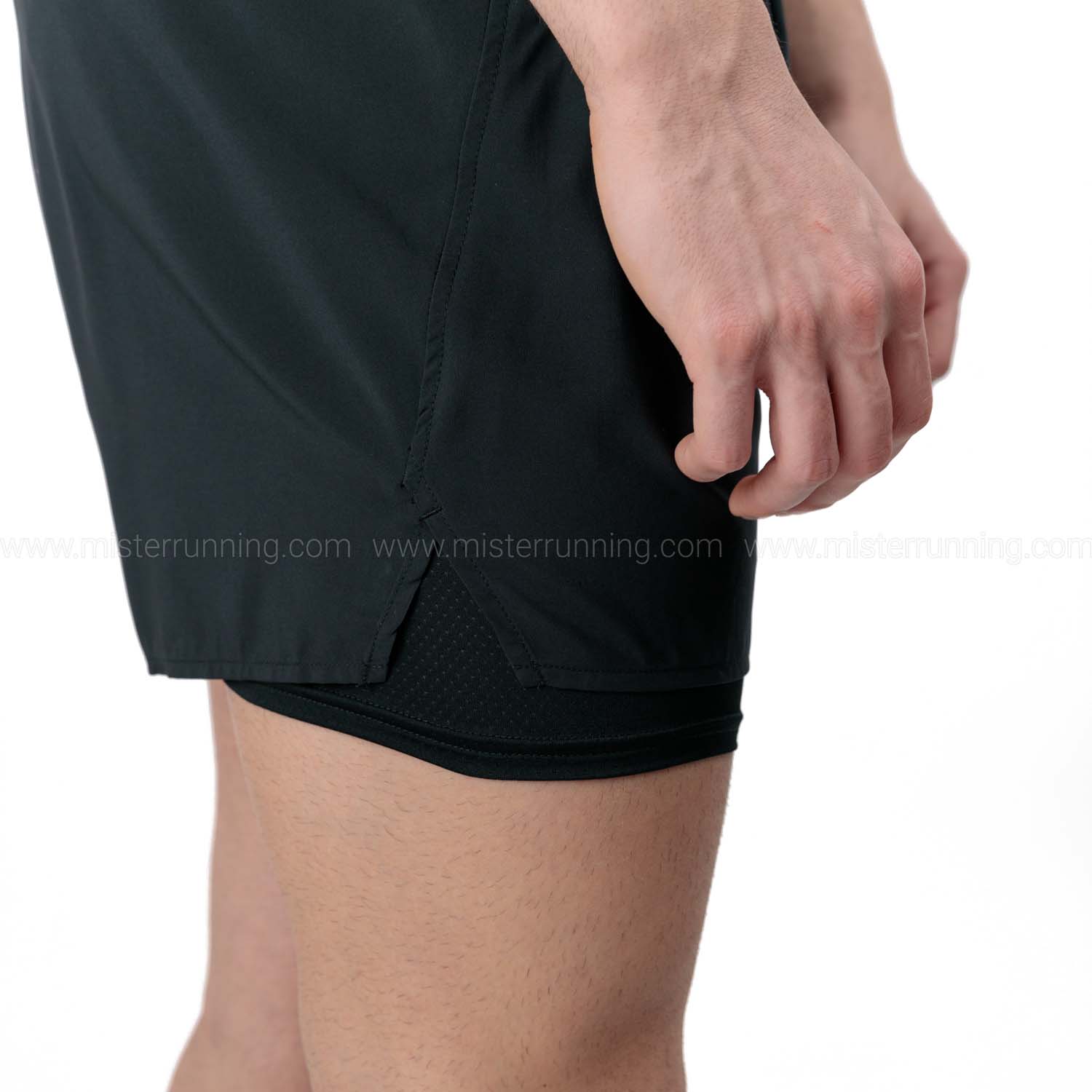 Mizuno Core 2 in 1 5.5in Shorts - Black