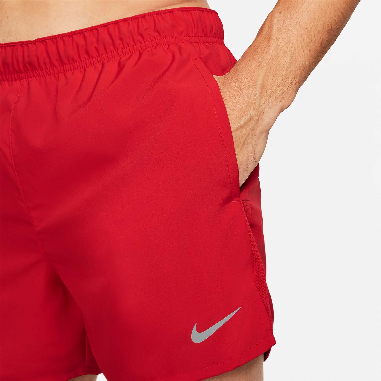 Nike Challenger 5in Pantaloncini - University Red/Reflective Silver