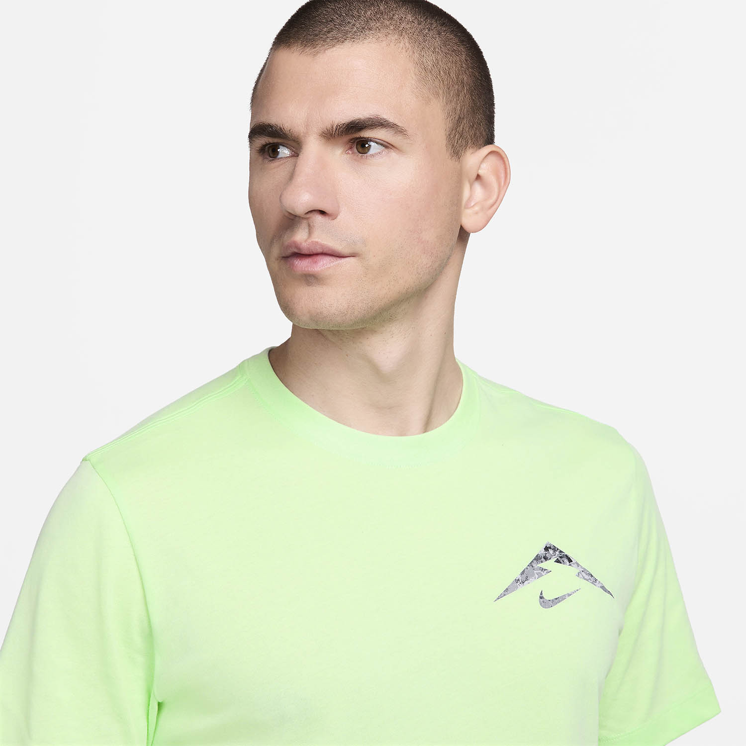 Nike Dri-FIT Trail Logo Maglietta - Vapor Green