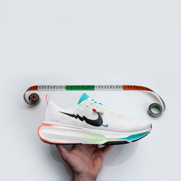 Choose the right size of running shoes