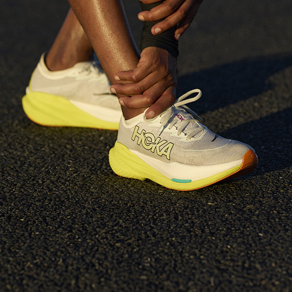 Hoka Mach X 2: entrena a toda velocidad