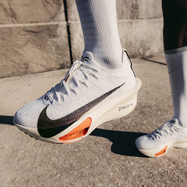 Nike Alphafly Next% 3 Proto | Running Shoes | MisterRunning.com