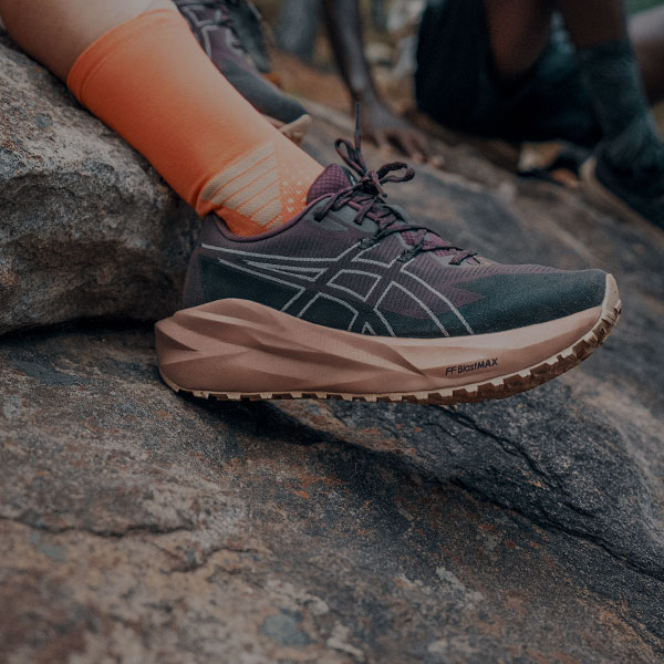 ASICS BLAZEBLASTIl bounce arriva sui sentieri
