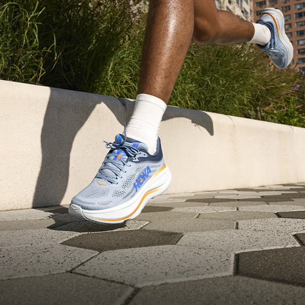 Hoka Bondi 9: la rivoluzione ultra-ammortizzata