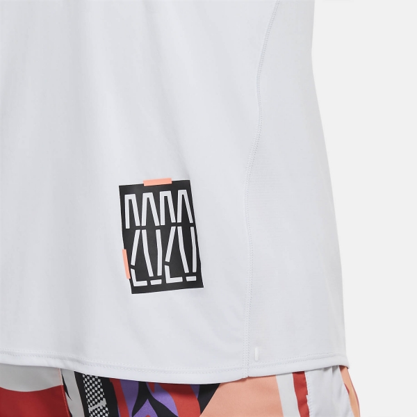Nike City Sleek Berlin T-Shirt - Pure Platinum