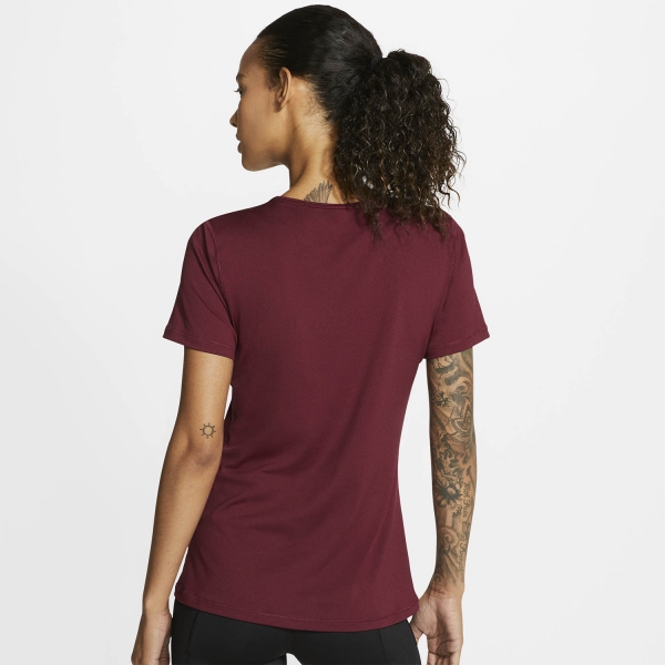 Nike Pro T-Shirt - Dark Beetroot/Black