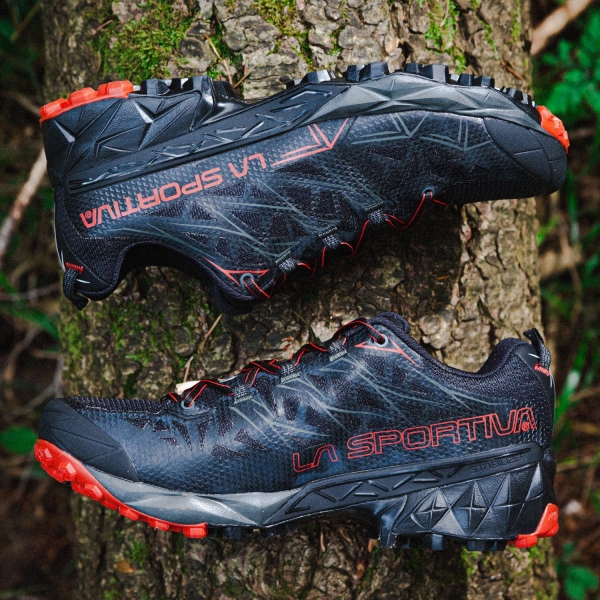 La Sportiva Akyra GTX - Black/Poppy