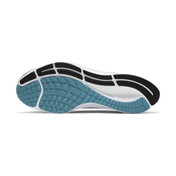 Nike Air Zoom Pegasus 38 - Black/Metallic Silver/White