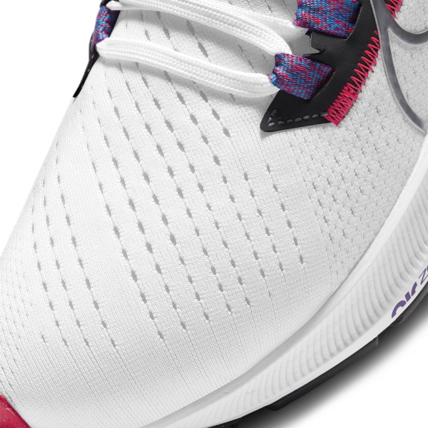 Nike Air Zoom Pegasus 38 - White/Metallic Silver/Black