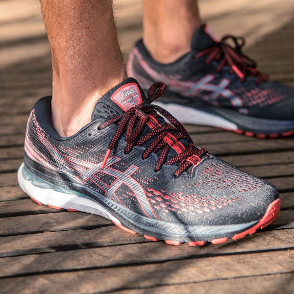 Asics Gel Kayano 28 - Black/Electric Red