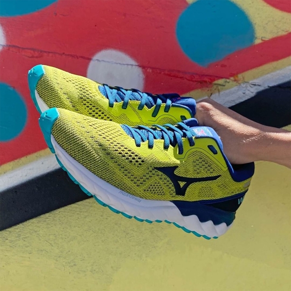 Mizuno Wave Skyrise 2 - Evening Primrose/Gibraltar Sea/Ceramic