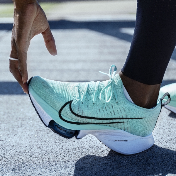 Nike Air Zoom Tempo Next% - Hyper Turquoise/Black/Chlorine Blue/White