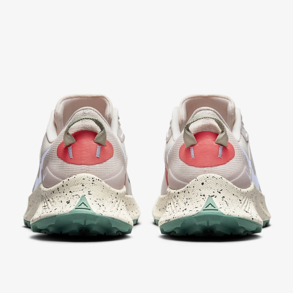 Nike Pegasus Trail 3 - Light Soft Pink/Aluminum/Magic Ember
