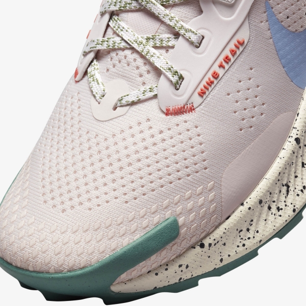 Nike Pegasus Trail 3 - Light Soft Pink/Aluminum/Magic Ember