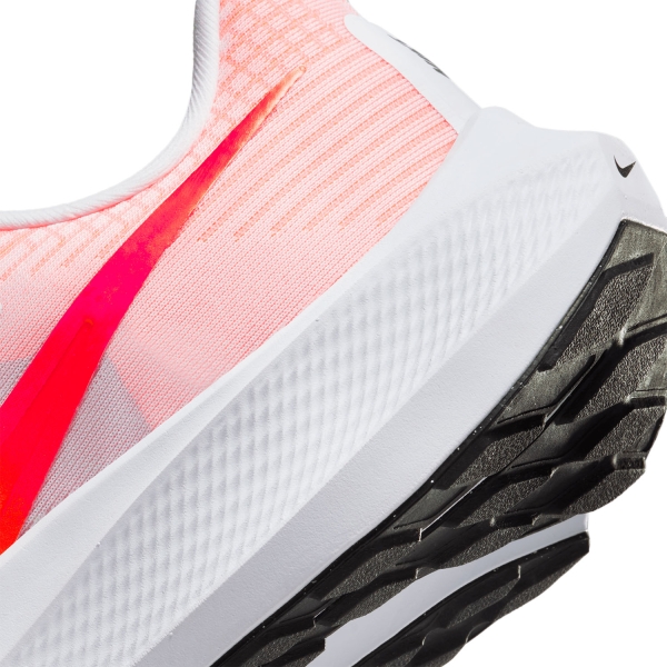 Nike Air Zoom Pegasus 39 - White/Total Orange/Bright Crimson/Black