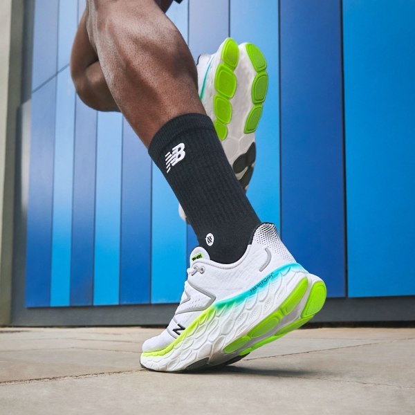 New Balance Fresh Foam X More v4 - White