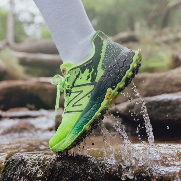 New Balance Fresh Foam X Hierro v7 GTX - Pixel Green