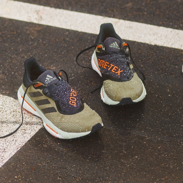 adidas Solar Glide 5 GTX - Orbit Green/Night Metallic/Impact Orange