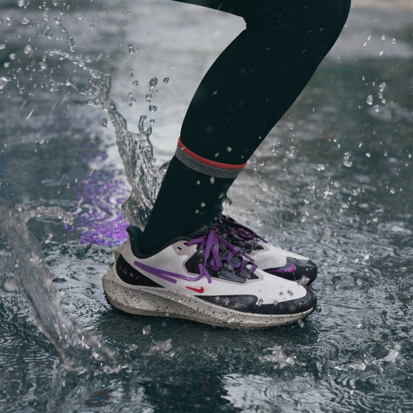 Nike Air Zoom Pegasus 39 Shield - Light Bone/Vivid Purple/Cobblestone