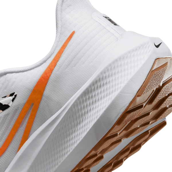 Nike Air Zoom Pegasus 39 - White/Team Orange/Platinum Tint