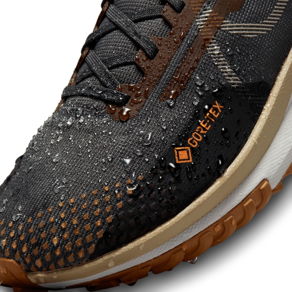 Nike React Pegasus Trail 4 GTX - Anthracite/Bright Mandarin/Ironstone