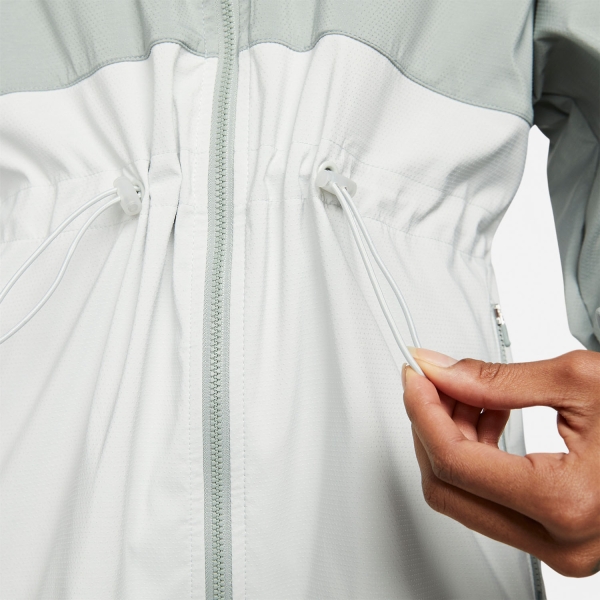 Nike Repel Logo Jacket - Mica Green/Light Silver
